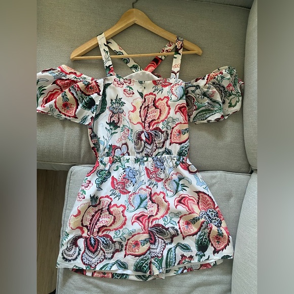 Club Monaco Floral Print Romper - Picture 4 of 6